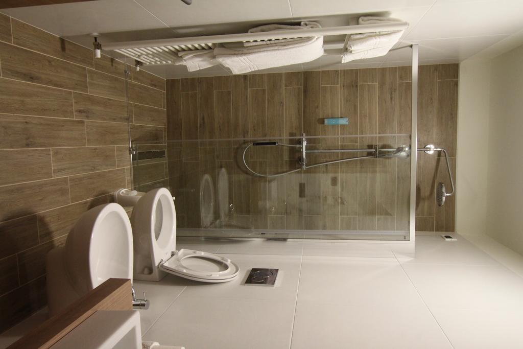 Street Hotel Комакио Екстериор снимка