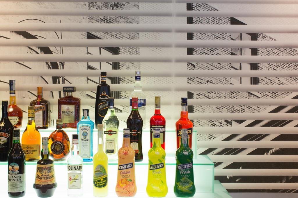 Street Hotel Комакио Екстериор снимка